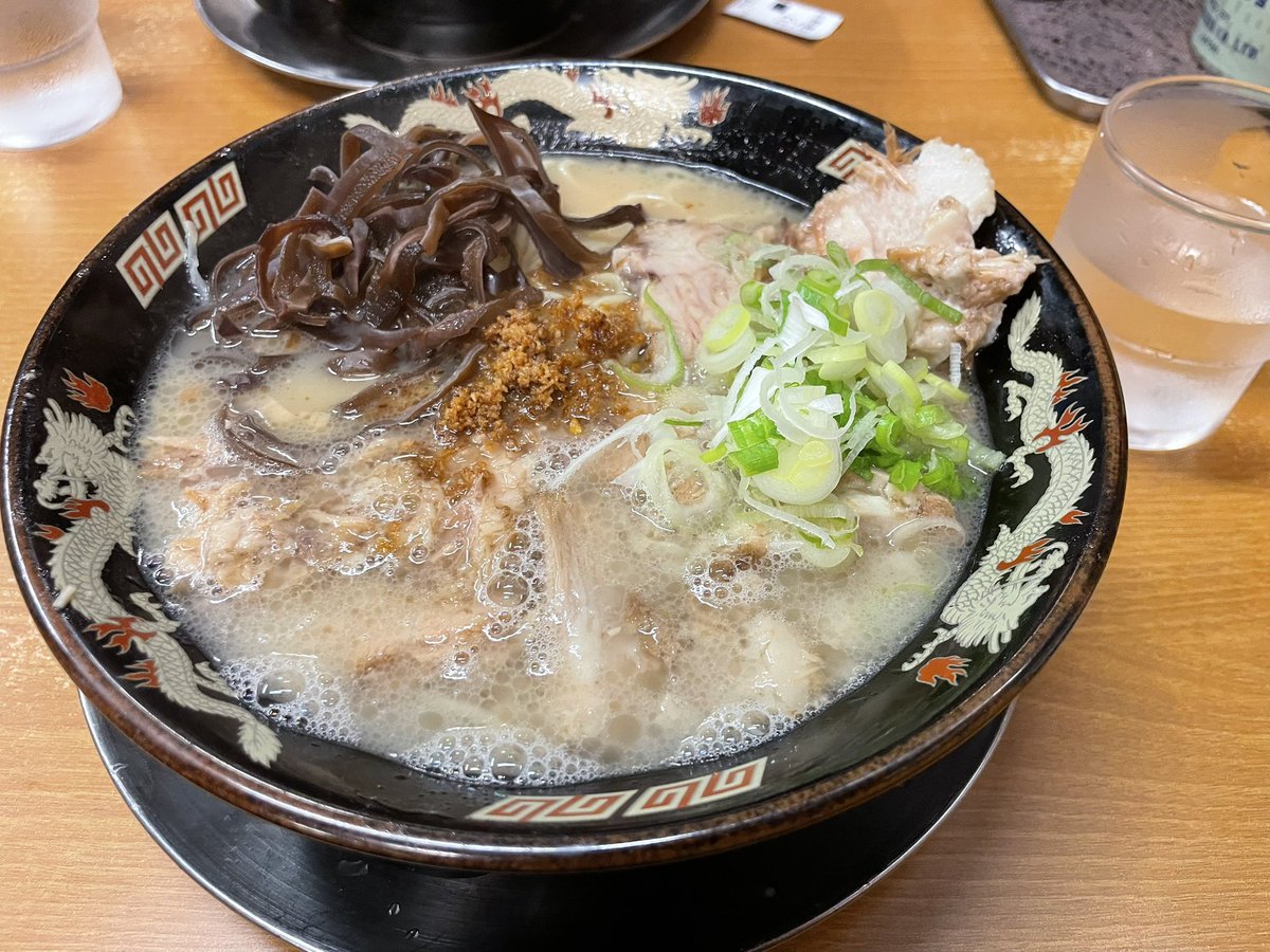 まざー tweet media