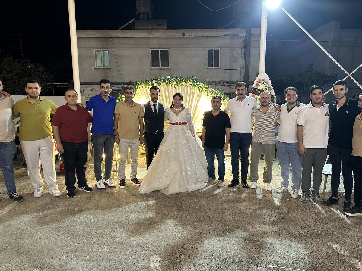 İsdemir Sürekli dökümler müdürlüğü çalışanı Yunus Emre TOSUN ve Kangal haddanesi çalışanı Atahan AVCI’nın düğün merasimlerine katıldık.Genç çiftlerimize iki cihanda saadetler dilerim.