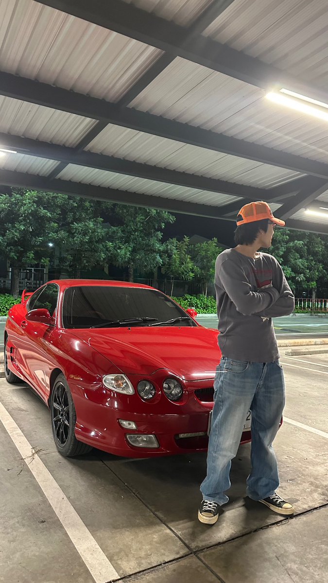 athenswerapat's tweet photo. ไม่ต้องกริ้ด พี่ไม่ได้จิ้ดขนาดนั้น https://t.co/NhGnB3eiJt