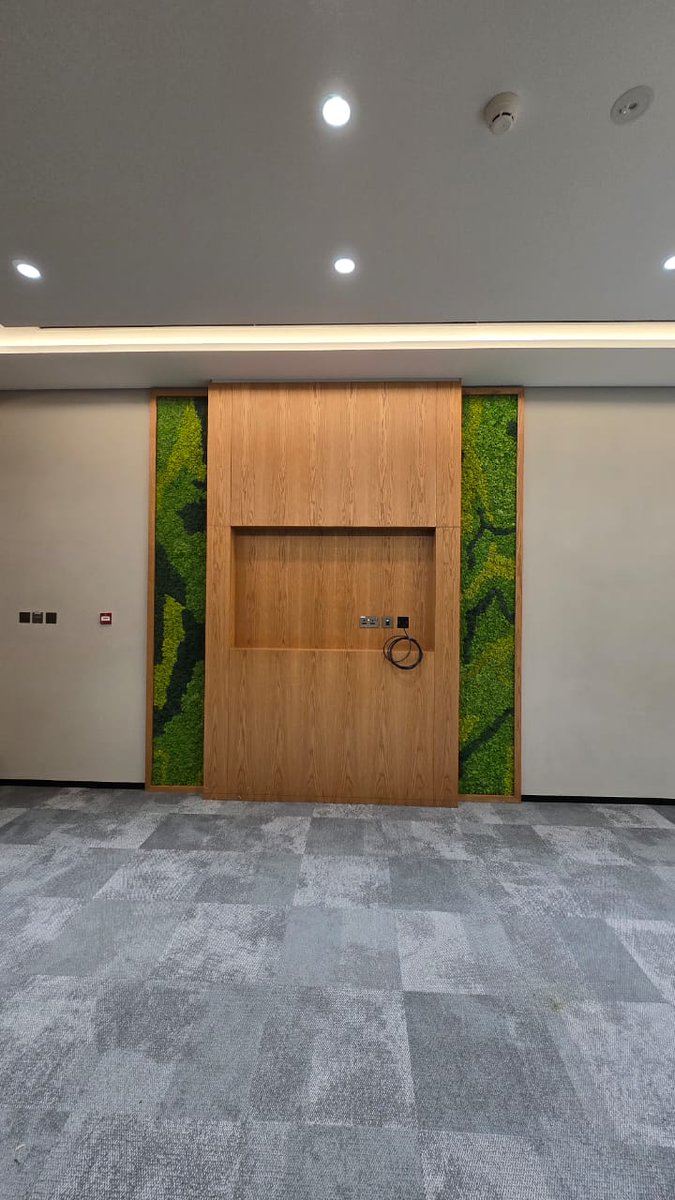 Greenmosswall's tweet image. 🌿 Mix Moss Wall Design – Rulers Court Project 🌿

🌐 greenartfactory.ae
☎ Voice/WhatsApp: +971 56 95 88 315 / +971 50 127 8530
📧 info@greenartfactory.com

#GreenArtFactory #MossWall #PreservedMoss #RulersCourt #PreservedMoss #Moss #CreativeTeam #Anydesign #dubai