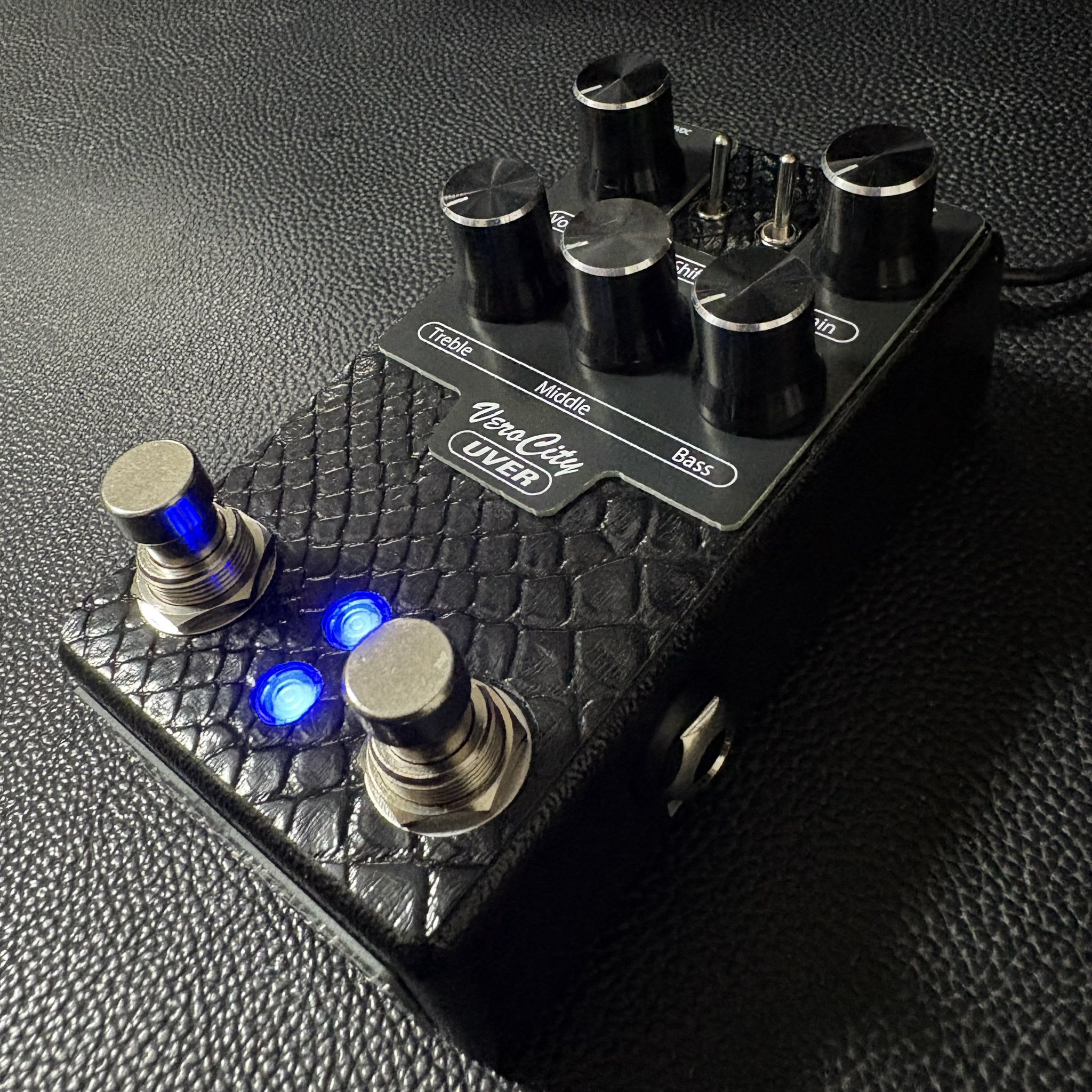 VeroCity Effects Pedals MDC DC30