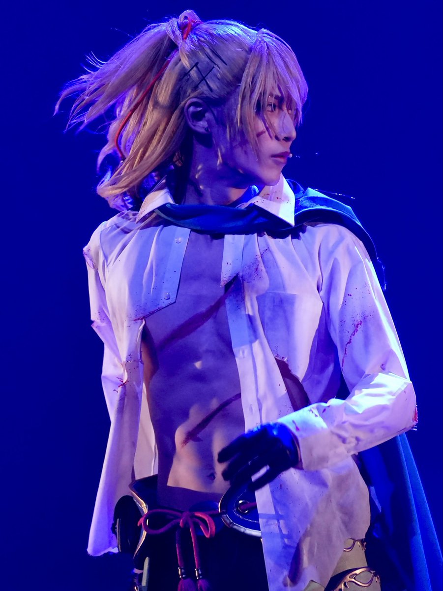 『刀ステ 士伝』大千秋楽が終幕。皆さまのご声援に心より御礼申し上げます。感謝を込めてゲネプロの記録写真をお届けいたします。
旅慣れた落ち着きが部隊にどこか安心感をもたらす小竜景光。石田とともに見事な援護をこなした。
(5/9)