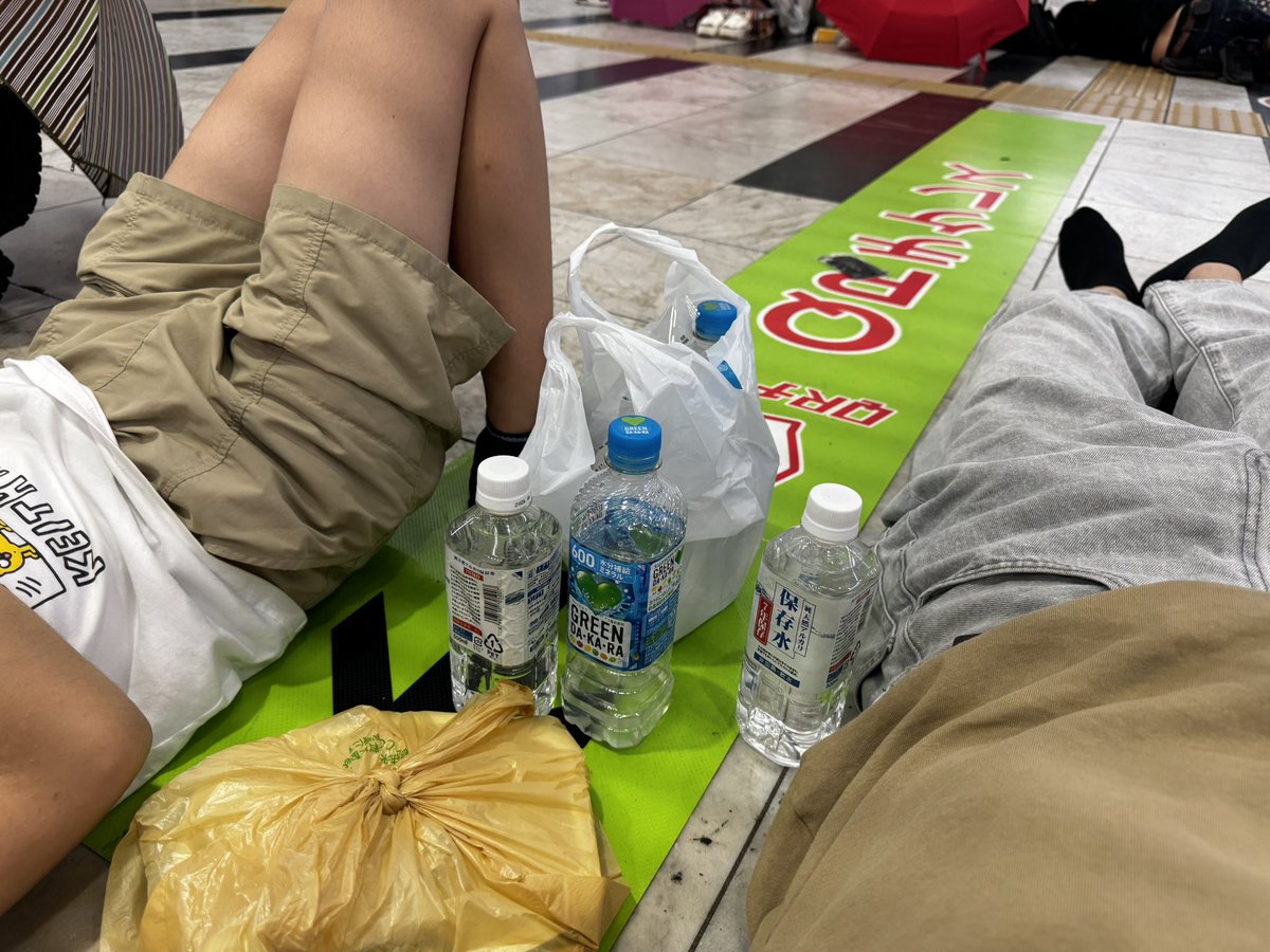 Bon_kun3's tweet photo. 嫌な予感がしたんだ、、、
しんちゃん＆パパ
#2025夏 https://t.co/uqU7DdJ1VY