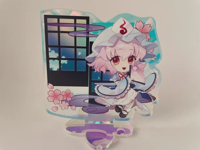 妖夢と幽々子のアクスタきたー!!!! オーロラが映えてます!!! 夏コミ持っていきますのでご興味ある方はぜひー!