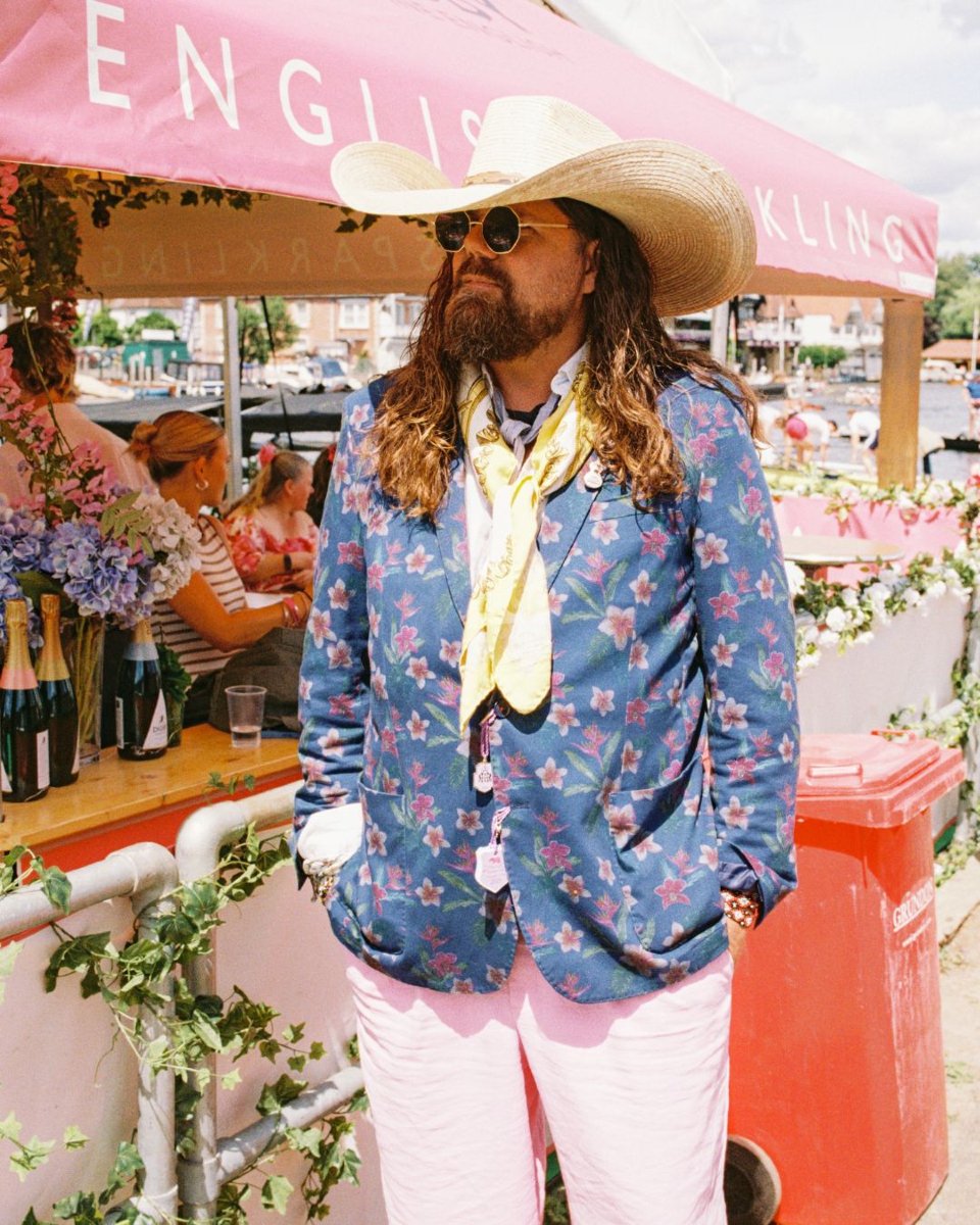Leander Club (@leander_club) on Twitter photo This week, we're sharing a gallery images taken by talented photographer Sarah Lord during Regatta week. They're taken on 35mm film, hence the rustic feel.
@sarahflorencelord
#portraitphotography
#hrr2025
#henleyroyalregatta
#hrratleander This week, we're sharing a gallery images taken by talented photographer Sarah Lord during Regatta week. They're taken on 35mm film, hence the rustic feel.
@sarahflorencelord
#portraitphotography
#hrr2025
#henleyroyalregatta
#hrratleander