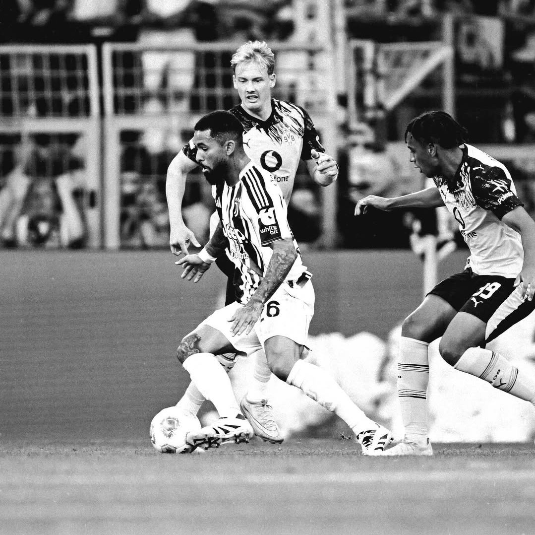 Daniele De Felice tweet media