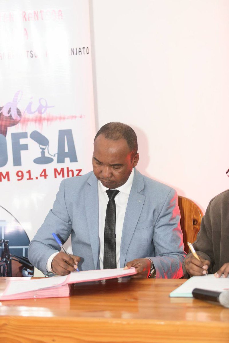 Studio Sifaka - la voix des jeunes à Madagascar tweet media