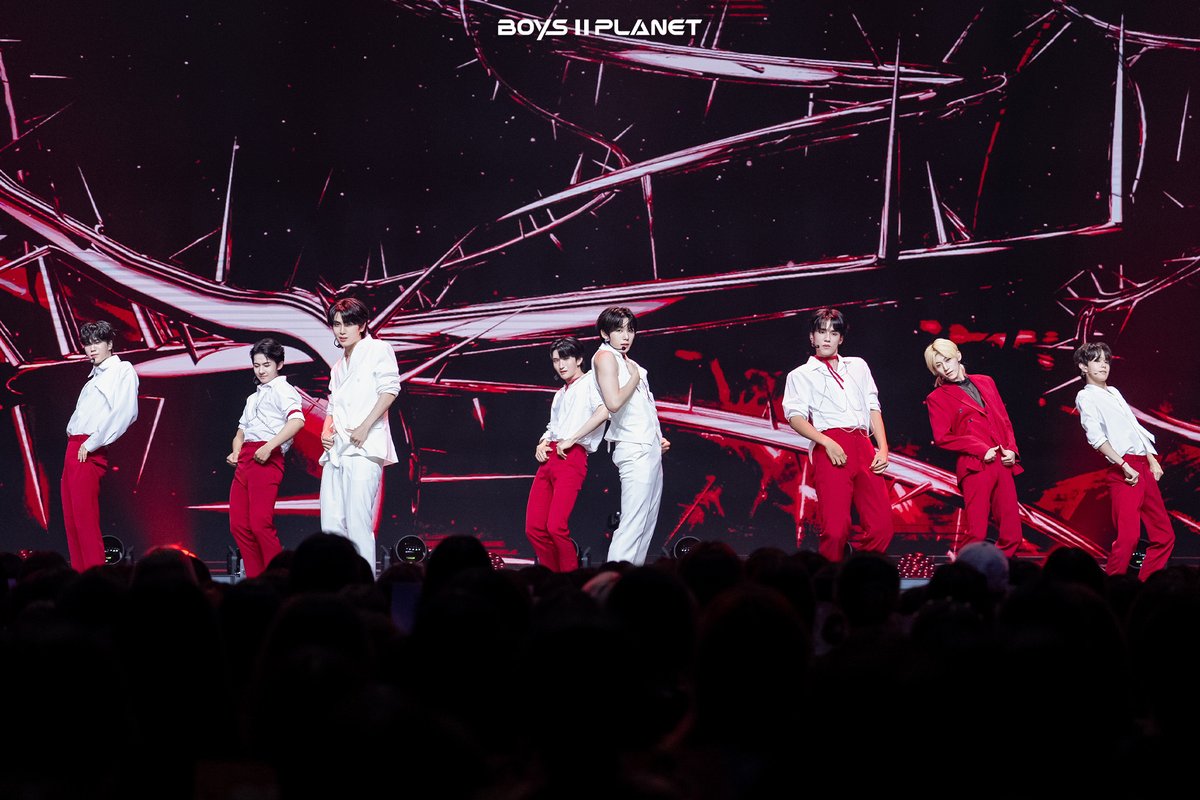 [1vs1 계급 배틀] 무대 비하인드 포토 📸

🎵 KILL THE ROMEO | 2팀 

무대 위, 모든 것을 쏟아낸 순간🔥
최고가 되고 싶은 소년들의 무대 비하인드

소년들의 더 많은 정보를 알고 싶다면?
Mnet Plus ▶ share.mnetplus.world/boys2planet
YouTube ▶ youtube.com/@BOYSPLANET.OF…

[BOYS II PLANET]
매주 목요일