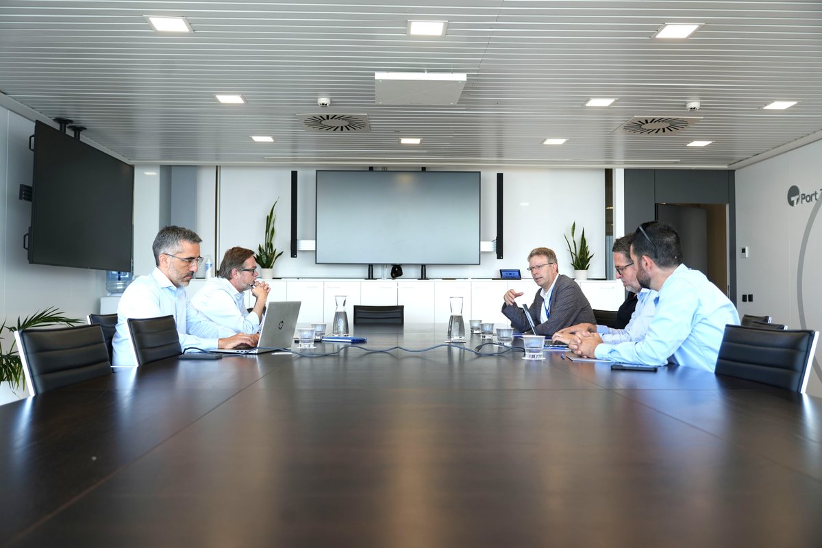 Port Tarragona tweet media