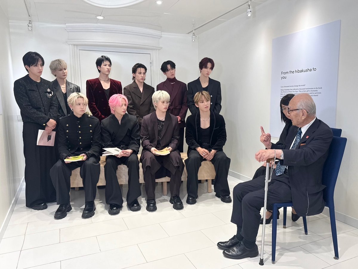 edgelinetokyo's tweet image. JO1大阪・関西万博『Time For Peace』パフォーマンスゲストに！與那城奨熱い思いを英語でスピーチ【公式レポート・写真9枚】 edgeline-tokyo.com/society/179820 

“なんでやねん！”レクチャー写真も記事内掲載
「Bon Voyage」で締めくくり
#TimeForPeace