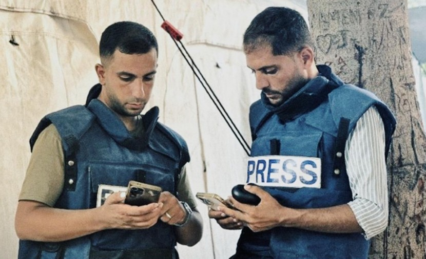 The Israeli occupation is entering a new stage of shifting the genocide narrative.. As it announces plans to finally allow international journalists into Gaza, after nearly two years of barring them, it is simultaneously carrying out mass killings of local Palestinian