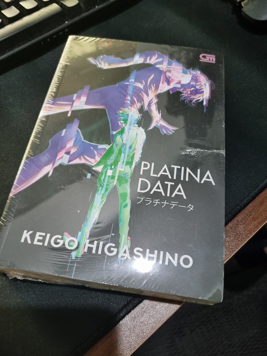 Weh untung udah beli. Hari ini ke gramedia lagi udah ngga ada..