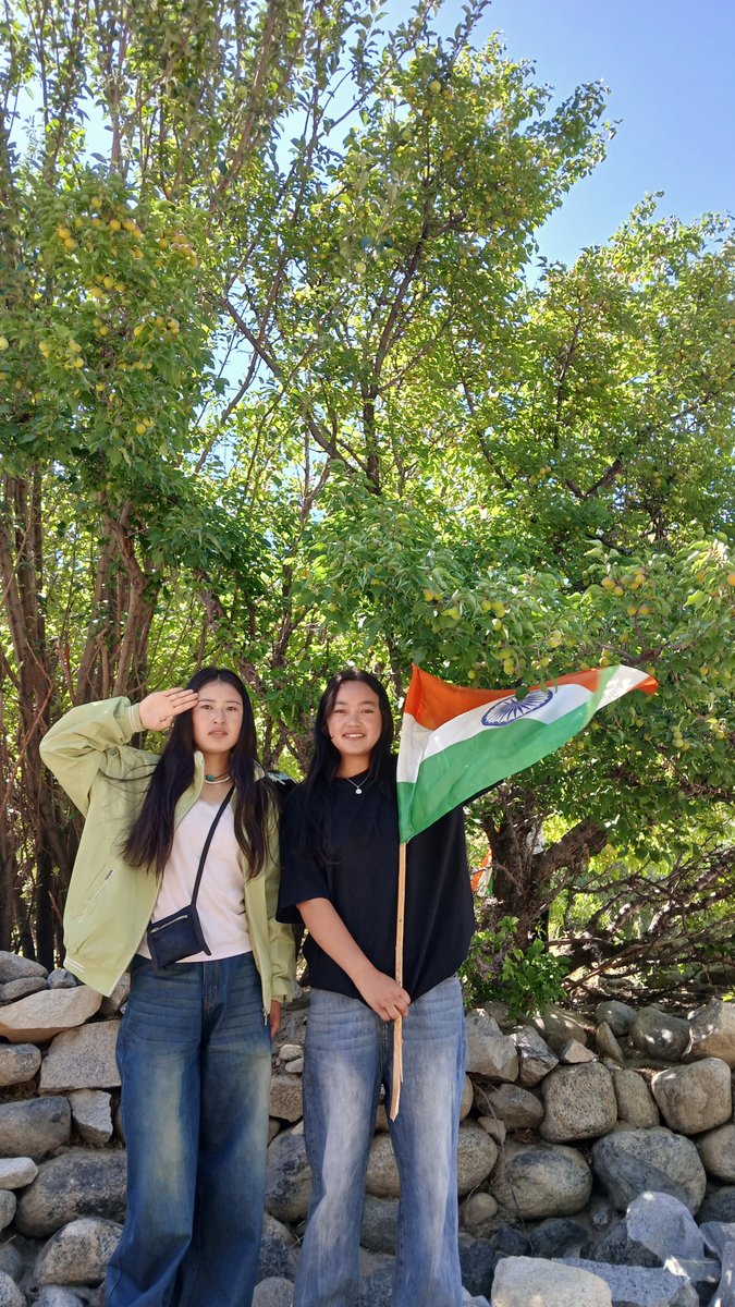 cibsladakh's tweet photo. 🇮🇳 Har Ghar Tiranga – A Tribute to Our Nation 🇮🇳
As part of the Har Ghar Tiranga campaign, a proud moment unfolded when a girl student from the Central Institute of Buddhist Studies, Leh visited Phyang and hoisted our National Flag with  pride.
#HarGharTiranga 
@MinOfCultureGoI https://t.co/URUpcPHePm