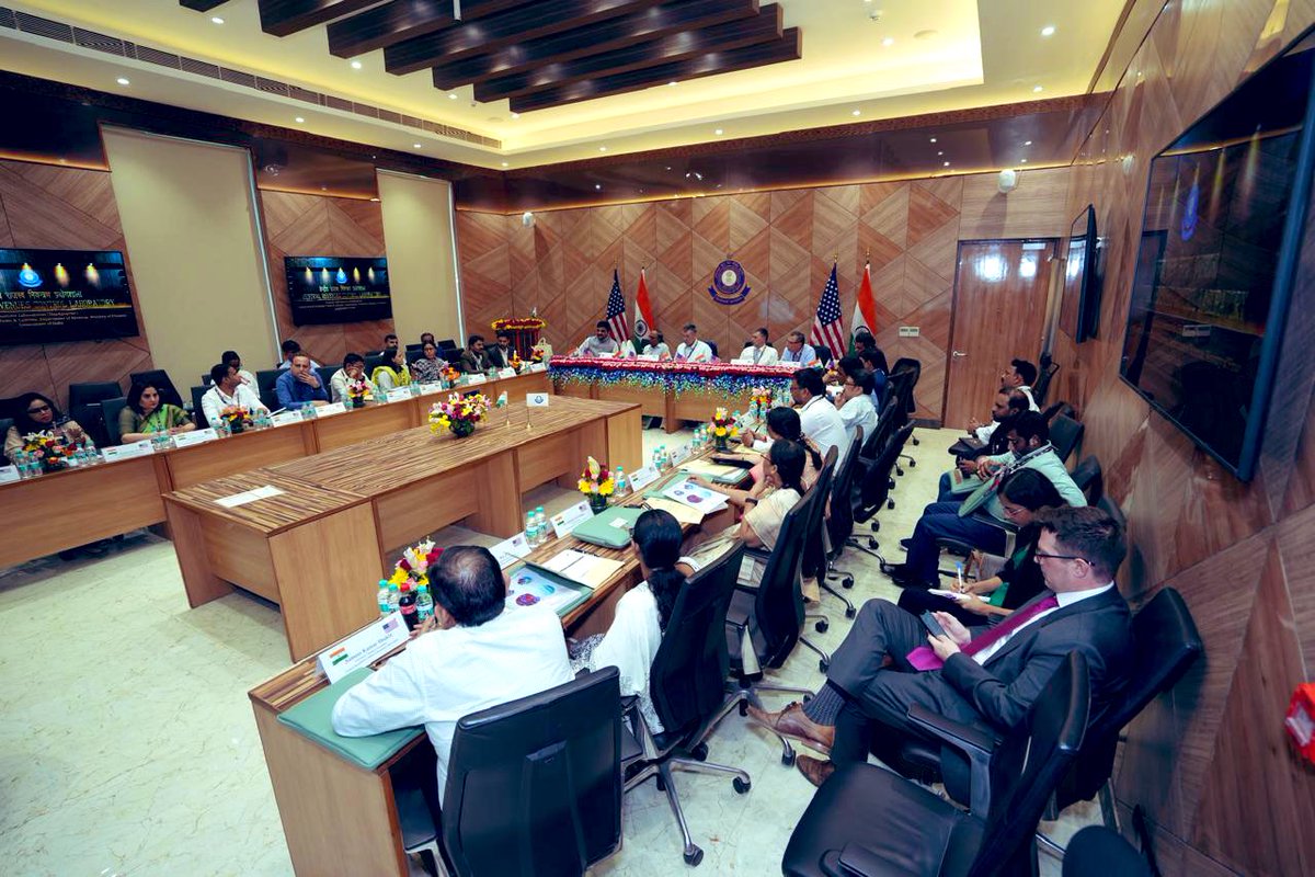 cbic_india's tweet image. Joint Secretary (Customs) @cbic_india , inaugurated the four-day CRCL–U.S. @DEA Forensic Chemist Workshop 2025 on “Strengthening Forensic Science Partnerships”, to be held from 11–14 August 2025 at the @CRCL, New Delhi. 

👉The inauguration was graced by the august presence of…