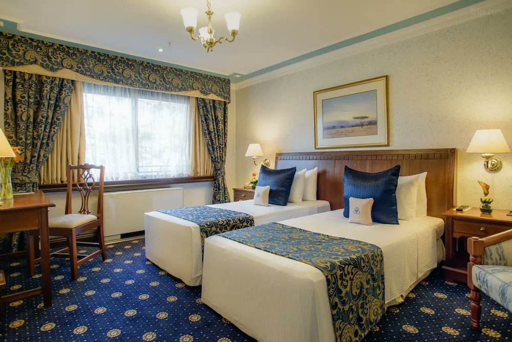 himaginism's tweet image. ナイロビのホテルを予約。あまりテンション上がるホテルがナイロビにはなかったが、その中でも洗練されているが、どこかコロニアルな感じで良い。