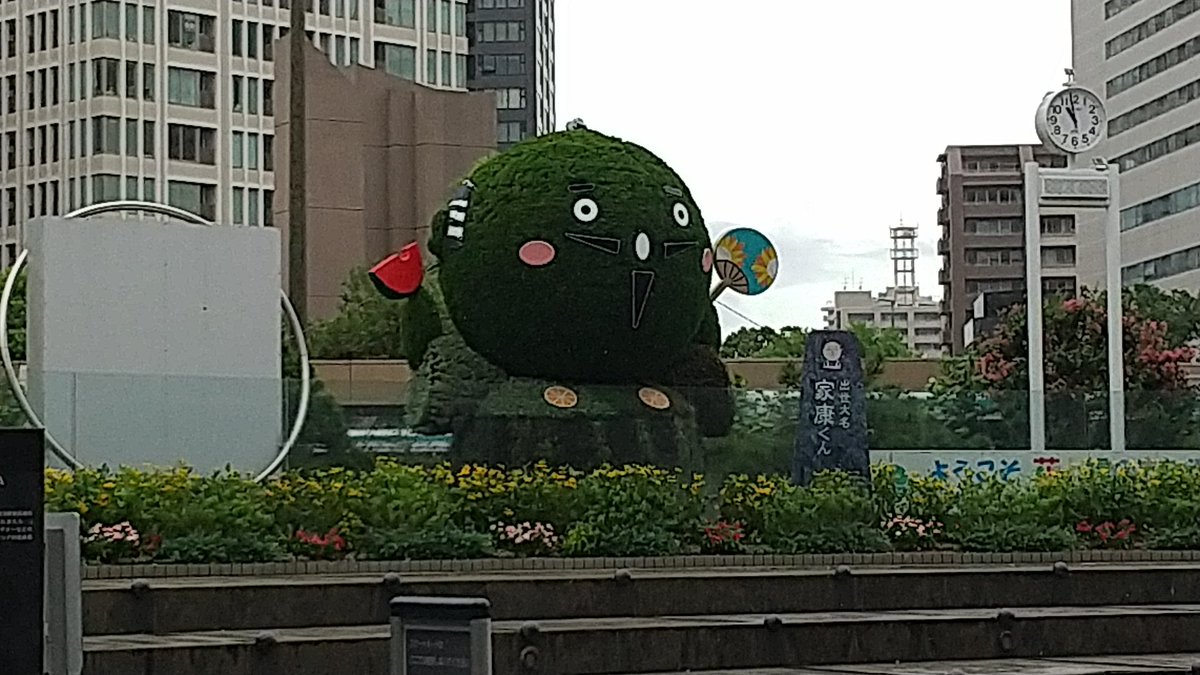 eiri_katze's tweet photo. 昨日は��校の友人と会ってました！

いやー楽しかった〜！
実際に会うのは7年以上振り？（正確に何年かは数えるのを諦めた）

ヲタトーク全開で、カラオケでは久しぶりに遙か曲やサンホラ曲を歌いました。
一緒にいた息子くん（小１）は途中で飽きてたけど💦
次回は我が家でお泊りです！ https://t.co/uLia87iT96