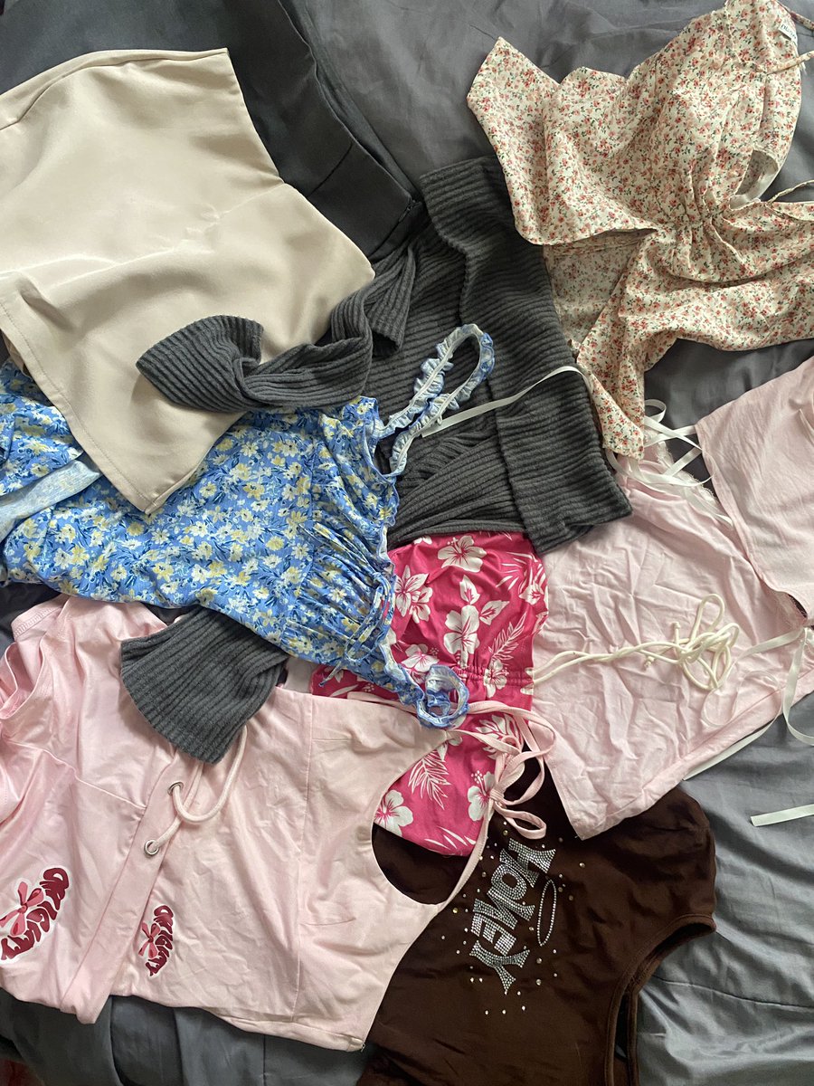 jmjhy's tweet photo. เสื้อผ้ามือสอง หลักสิบบ ไม่เกิน80.-
ค่าส่งเหมา40 🎀🎀
 #เสื้อผ้ามือสอง https://t.co/OBEb1ECcFr