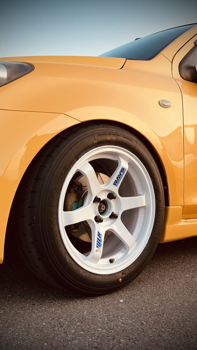 sidewall_check's tweet photo. 205/50r16 ADVAN A052
16インチ 8J+40 RAYS TE37SONIC https://t.co/esp1w9qku6