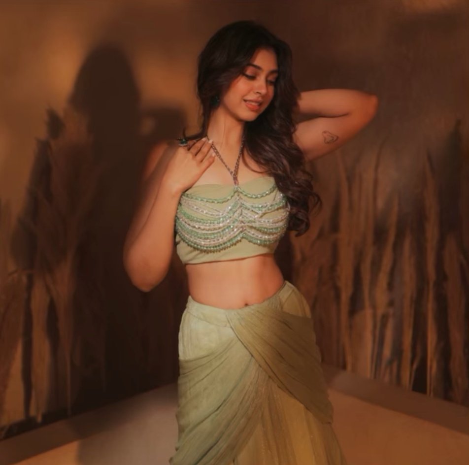 nitiology's tweet image. This look has been one of her absolute best in the recent times 🫶🤌

#NitiTaylor