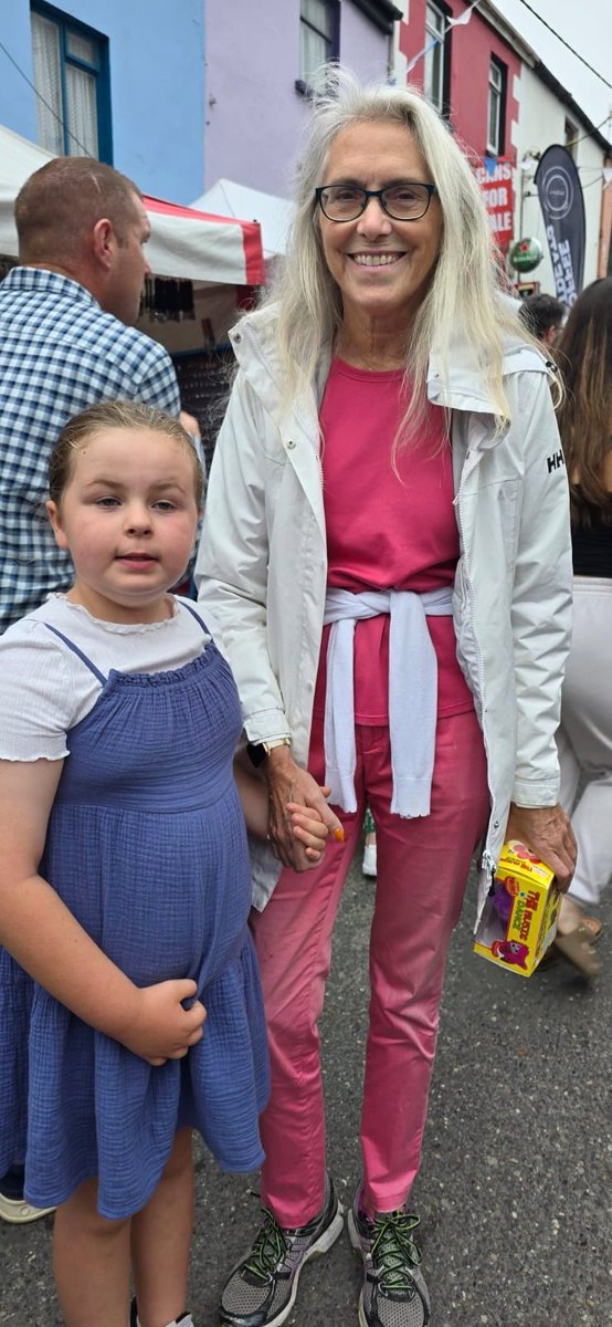 todayInIreland's tweet photo. More #puckfair in Killorglin
After an 8 year old birthday party in Tralee, adding Puck on the way home just made the day even MORE fun!!
🐐 👑
Ireland’s oldest festival https://t.co/hjGoS2zLCG