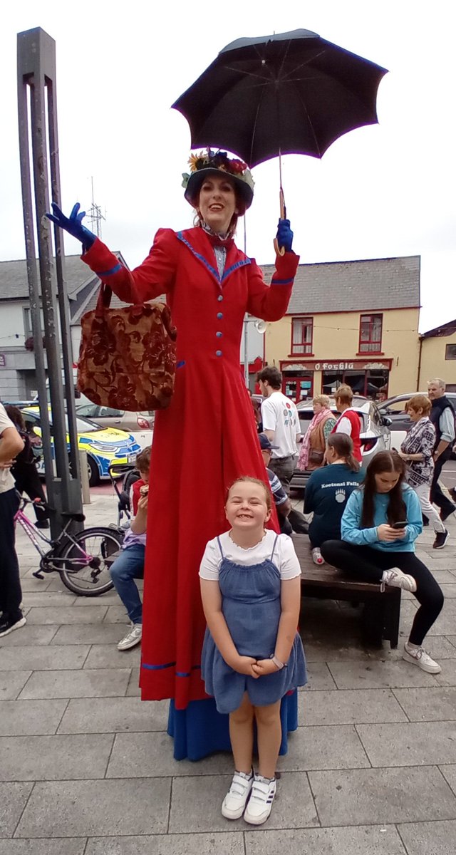 todayInIreland's tweet photo. More #puckfair in Killorglin
After an 8 year old birthday party in Tralee, adding Puck on the way home just made the day even MORE fun!!
🐐 👑
Ireland’s oldest festival https://t.co/hjGoS2zLCG