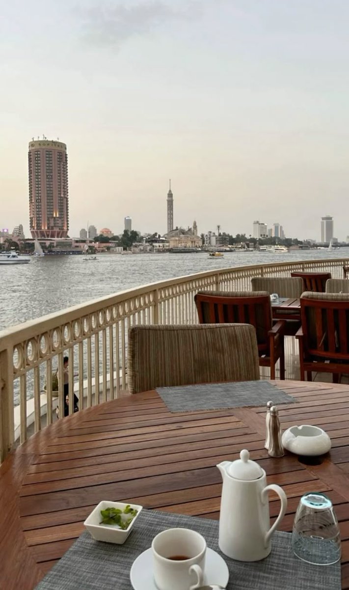 الغرام tweet media