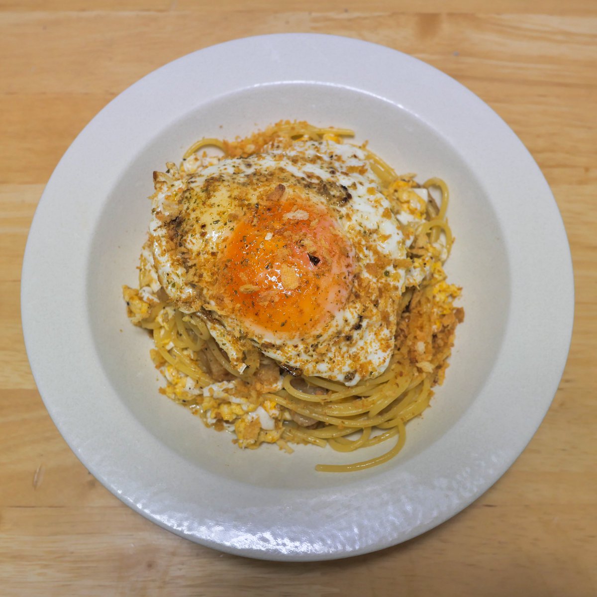 Takehiko Kawaguchi📸 (@preceramic) on Twitter photo 8/11のランチはYouTubeチャンネルファビオ飯で公開されているオリーブ🫒オイルは使わない!イタリア🇮🇹現地の【貧乏人のパスタ🍝】を創りました😊煎ったパン粉を目玉焼き🍳の上から掛けるのが美味しかったです🥰
<a href="/fabico0101/">ファビオ飯(イタリア料理人)</a> #ファビオ飯 #オリーブオイルは使わないイタリア現地の貧乏人のパスタ 8/11のランチはYouTubeチャンネルファビオ飯で公開されているオリーブ🫒オイルは使わない!イタリア🇮🇹現地の【貧乏人のパスタ🍝】を創りました😊煎ったパン粉を目玉焼き🍳の上から掛けるのが美味しかったです🥰
<a href="/fabico0101/">ファビオ飯(イタリア料理人)</a> #ファビオ飯 #オリーブオイルは使わないイタリア現地の貧乏人のパスタ