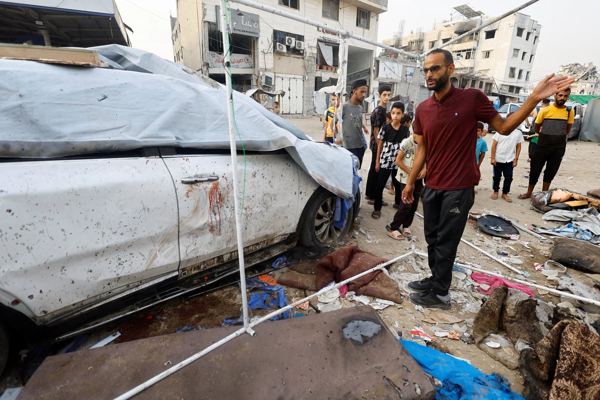 Aftermath of the deadly Israeli strike on a journalists’ tent camp near Gaza City's al-Shifa Hospital that killed five Al Jazeera staff, including Anas al-Sharif and Mohammed Qreiqeh.

🔴 LIVE updates: aje.io/aenwd4