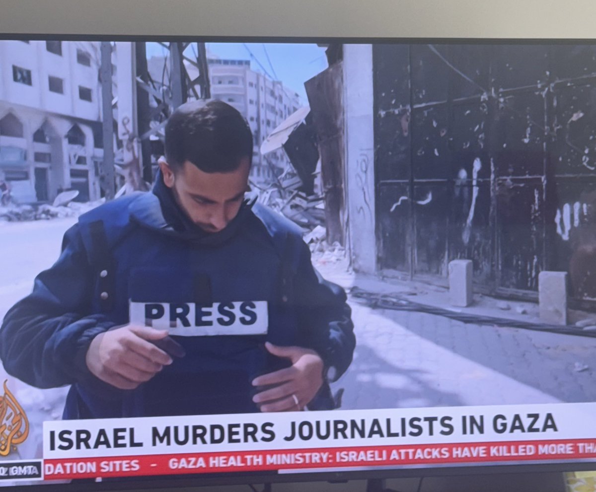 Lina Abu Akleh (@linaabuakleh) on Twitter photo 