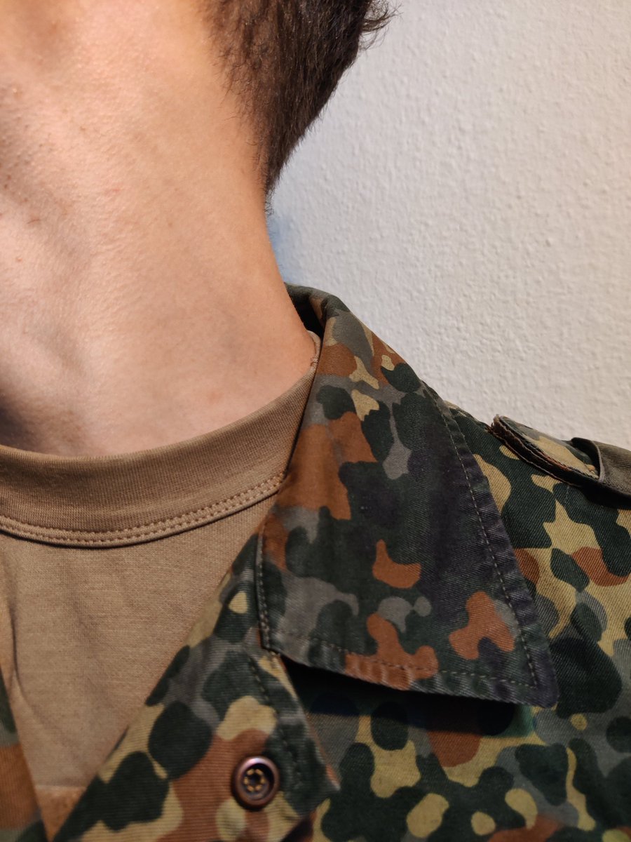 arcnobod's tweet photo. Some Flecktarn #uniform details
#gaymilitary #gayfetish https://t.co/W3UWfJJFFZ