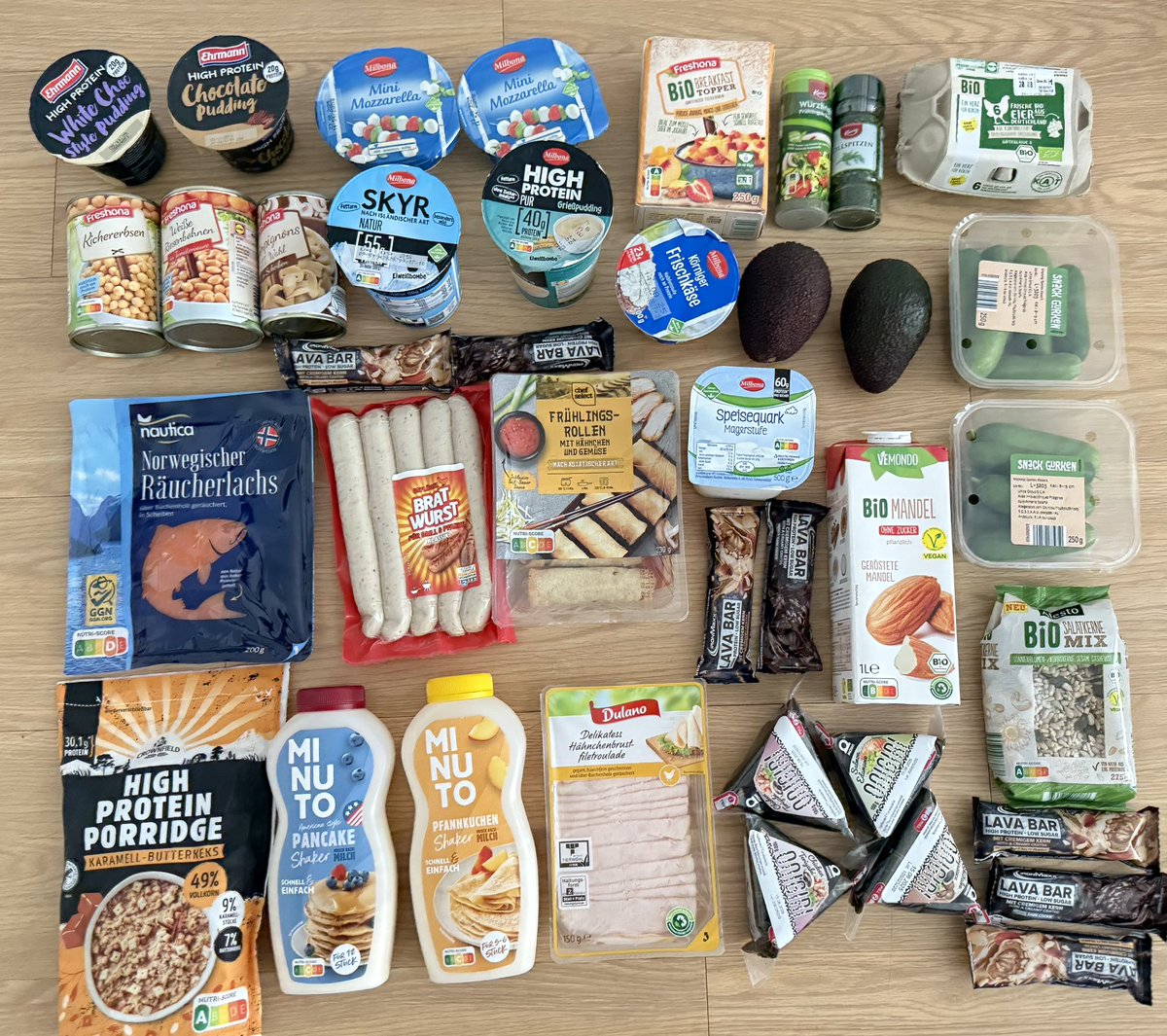 Lizzy ✧༺♡༻∞ tweet media