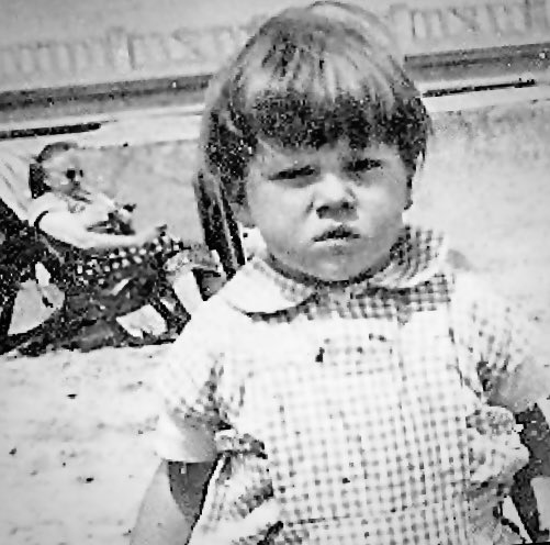 BestPaulSays's tweet photo. My Darling Daughter was 0ne in 1985..She loved growing up in the 80’s 

This is me at One. No one messes with the #ScruffyKid I was judging everybody. https://t.co/RlYpJDpTVf