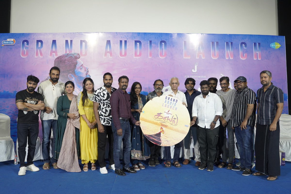 cinemapatti's tweet photo. Producer Jesu Sundaramaran revealed at the Kaayal audio launch that he greenlit the film just by reading the script, without meeting the team in person. Directed by debutant Tamayanthi, the film is based on her real-life story tackling caste and gender bias. #Kaayal https://t.co/wgUo5ASyfB