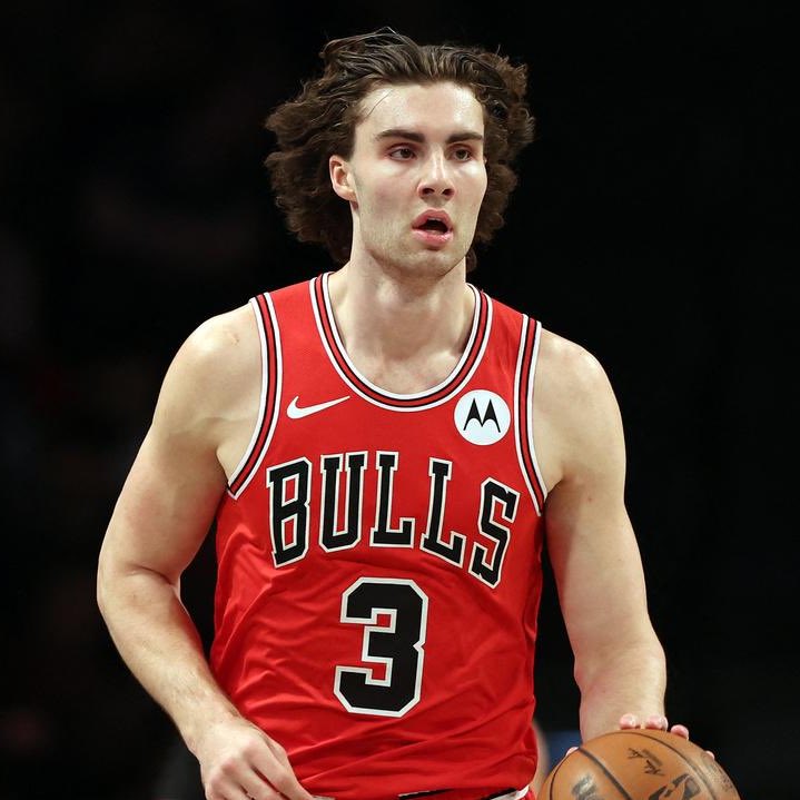 ❌ Chicago Bulls ve Josh Giddey, kontrat görüşmelerinde yol alabilmiş değil.

👀 Giddey yıllık 30 milyon dolar isterken Bulls'un teklifleri 4 yıl - 80 milyon doların üstüne çıkmıyor.

(via Jake Fischer)