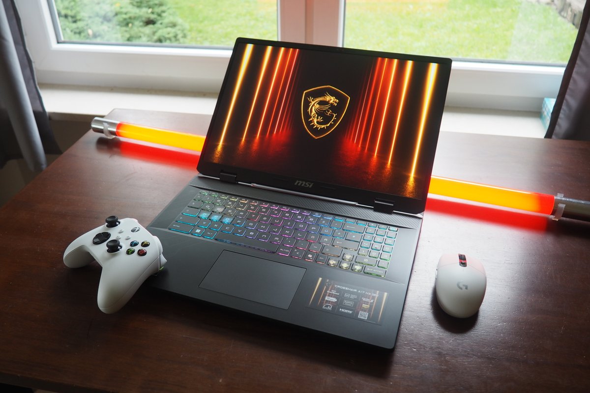 notebookcheck's tweet image. Zen 4 am Anschlag: MSI Crosshair A17 HX Gaming-Laptop mit Ryzen 9 8940HX im Test dlvr.it/TMQKjm #GamingLaptop #MSI #Ryzen9 #NvidiaRTX #AMD
