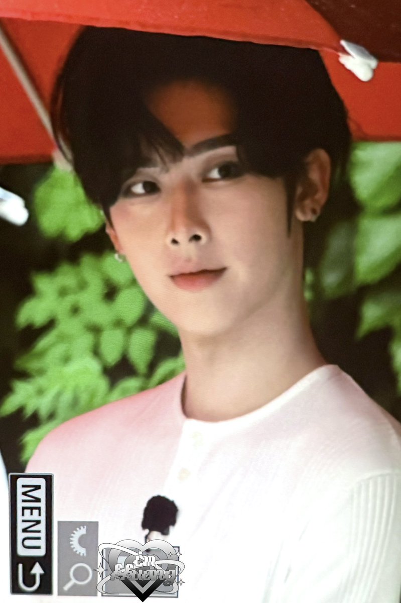 imkkuang's tweet photo. 250811 반짝투어 원주 팝업

아기 맄동원 ㅈㅉ 너야…?🥹🤍

#리키 #RICKY #沈泉锐 #제로베이스원 #ZEROBASEONE #ZB1 https://t.co/mOkjb9rpLX