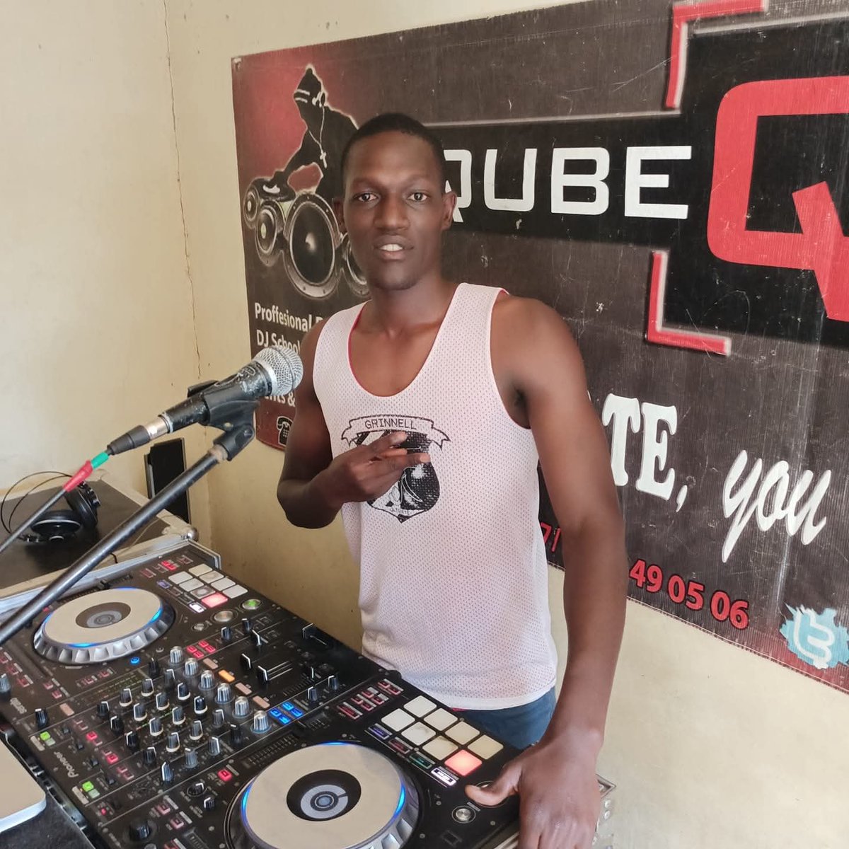 I take this opportunity to thank God and me for the far he has brought me,I celebrate life as I add another year above the ground.