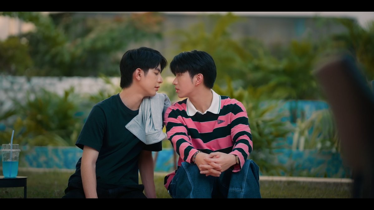 MUTELUVSeries's tweet photo. MuTeLuv ตอน หมอดูทักครับ "Hi" by my luck 📚 
#MuTeLuv

“MuTeLuv โปรดใช้วิจารณญาณในการรักเธอ”
Official Trailer OUT NOW!
🔗 https://t.co/h6vtYG20jV

@sea_ta_lay @keenkeno_sp https://t.co/rvbCvXu1HH