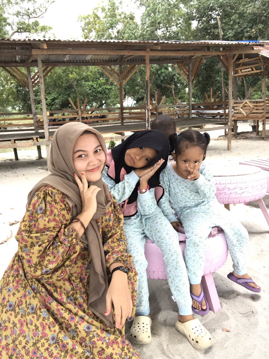 ichak29's tweet photo. Hallo, kita sehat2 yaaaa
Biar ngeskroll beberapa tahun lagi dah beda nih bocil2 iweehhh di rumah nenek https://t.co/tVLUGEqTzr
