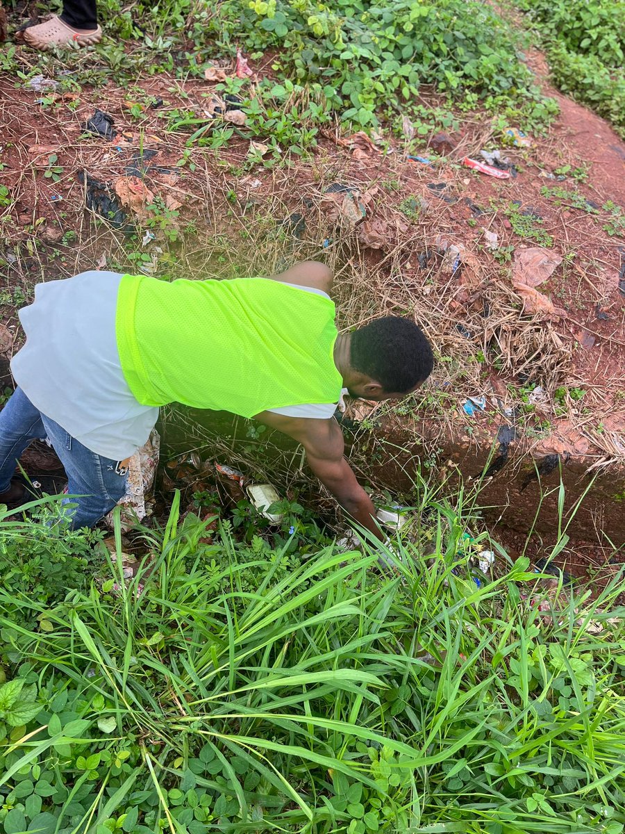 Plogging Nigeria,UNN tweet media