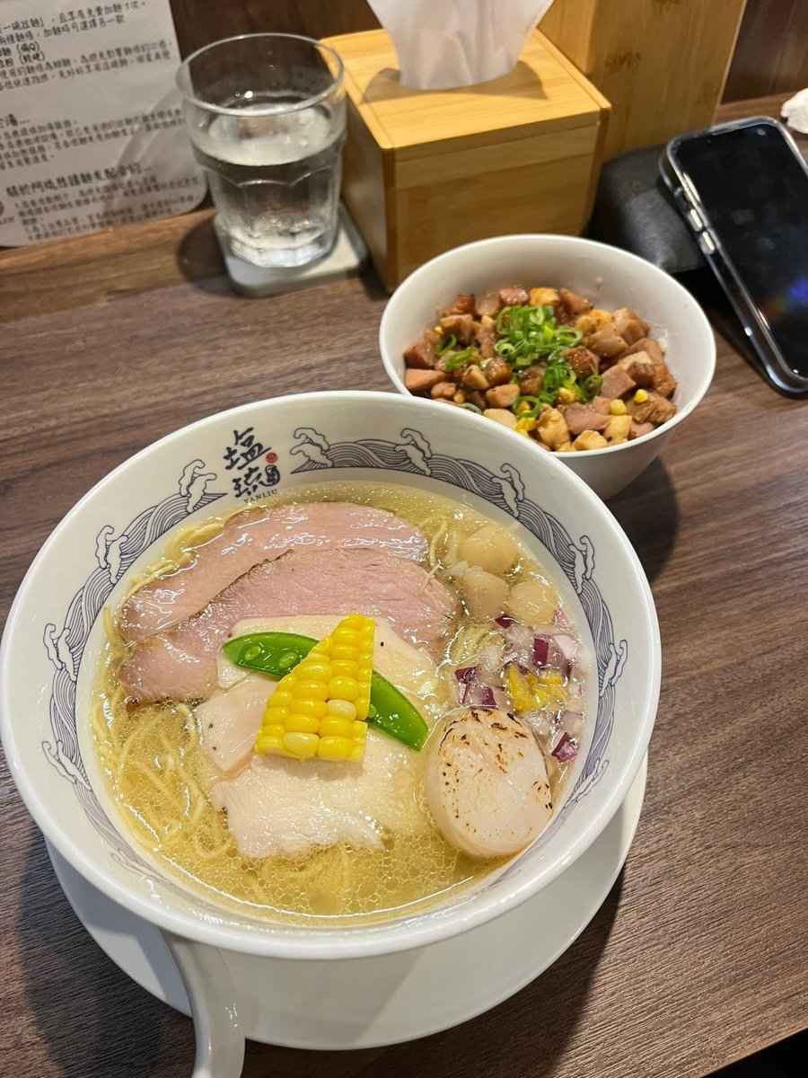 sj075nC33911b51's tweet image. 一᠎口 の 美食、 一 口‍の 幸福、これが生活の味です😋