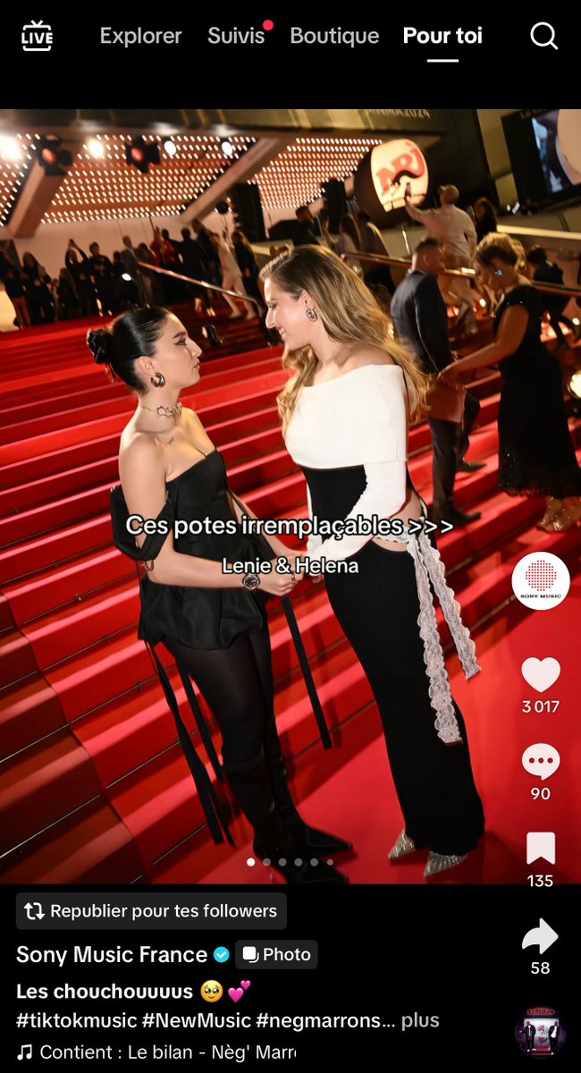 camille_lv5's tweet photo. J’ouvre tiktok je tombe sur ça
Ça va Sony Music vous allez bien? Psq nous aussi elles nous manquent vous savez https://t.co/IMwL3zWXKy