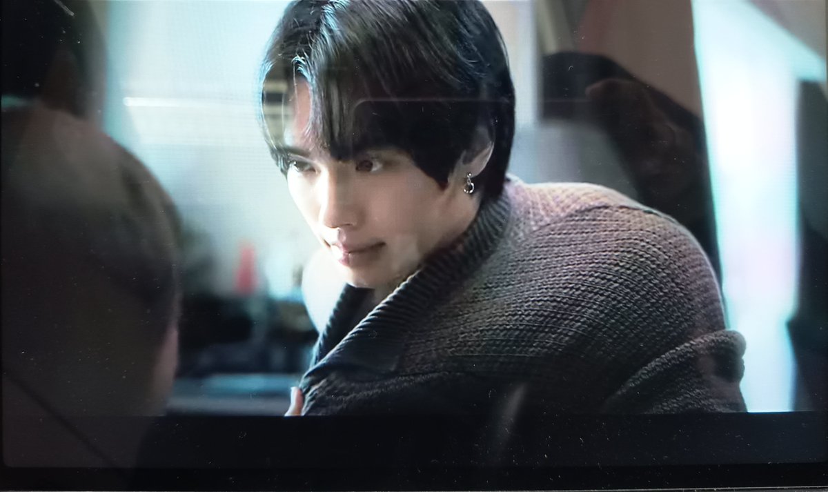 ไม่เคยดู netflix เพราะแอพอื่นก็ดูไม่ทันละ แต่วันนี้สมัครเพื่อดู Enigma เลยทีเดียว 555 อะไรใหม่ๆ สำหรับตัวเองมาก