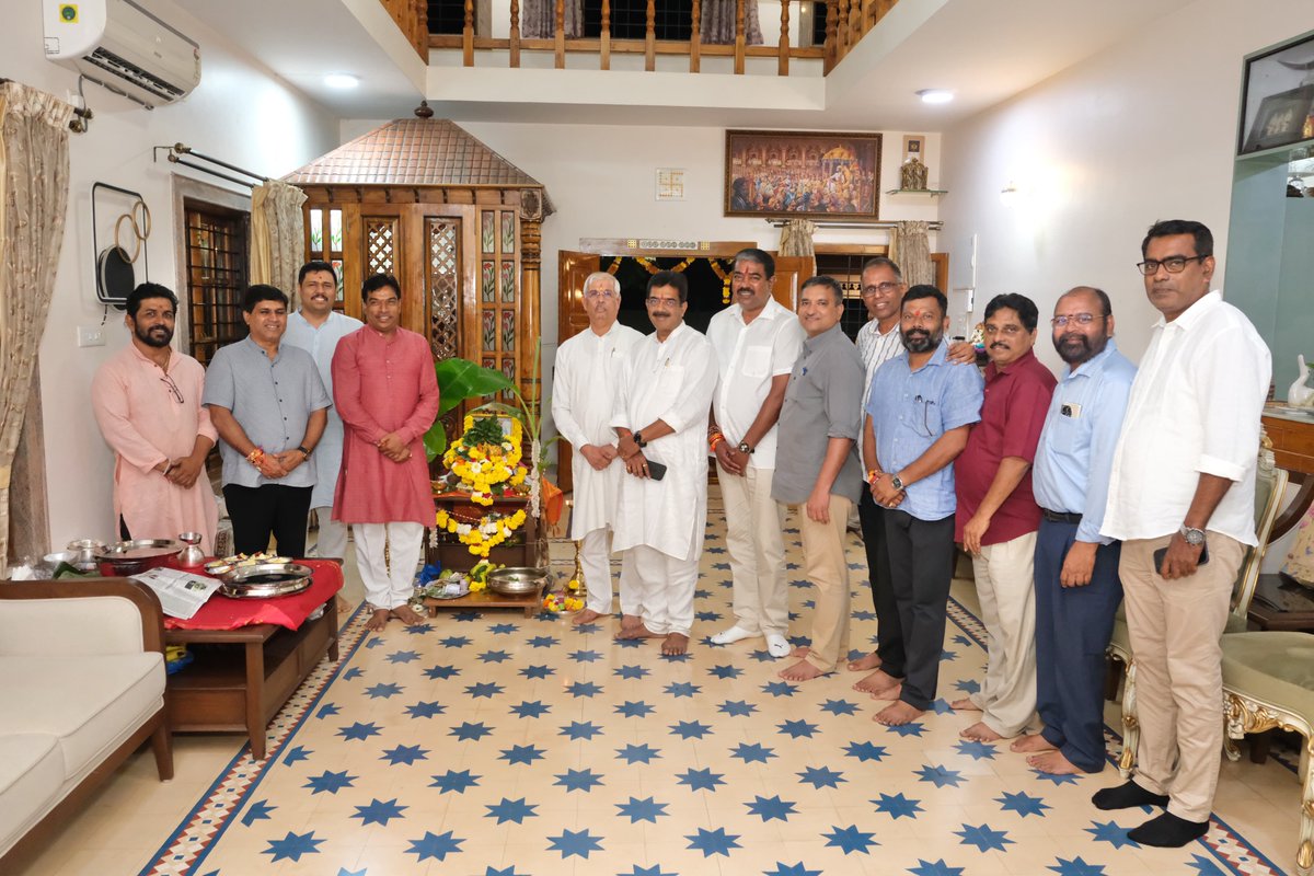 SADANAND SHET TANAVADE (@shetsadanand) on Twitter photo Attended the Shree Satyanarayan Pooja at the residence of Kerala Governor Shri <a href="/rajendraarlekar/">Rajendra Arlekar</a> Ji in Bogmalo. A blessed and devotional experience. Attended the Shree Satyanarayan Pooja at the residence of Kerala Governor Shri <a href="/rajendraarlekar/">Rajendra Arlekar</a> Ji in Bogmalo. A blessed and devotional experience.