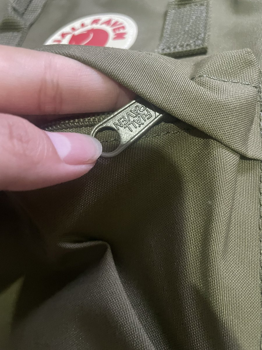 hahahantu6's tweet photo. For sale fjalraven kanken totebag g1000 #kanken #perlovedkanken #taskanken #kankeng1000 #wts #wtb #zonauang 
Tas kuliah #taskuliah https://t.co/diBsYswuVC