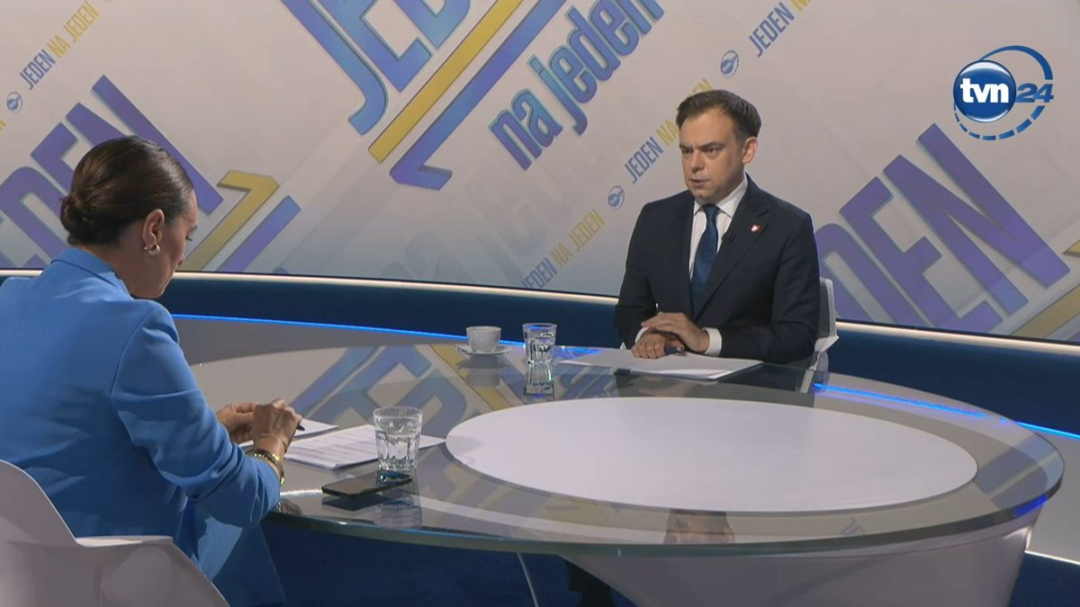 MF_GOV_PL's tweet image. 💬 Rzeczą niezwykle istotną jest to, żeby wyjaśnić każdą nieprawidłowość w wydatkowaniu środków z KPO. Nie ma miejsca na cwaniactwo. Nie ma miejsca na marnowanie publicznych środków. Te pieniądze muszą służyć polskiej gospodarce – minister @Domanski_Andrz w @tvn24.