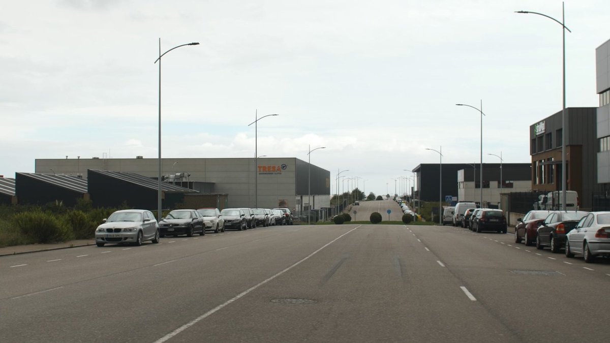 𝗣𝗼𝗹í𝗴𝗼𝗻𝗼 𝗜𝗻𝗱𝘂𝘀𝘁𝗿𝗶𝗮𝗹 𝗱𝗲 𝗟𝗹𝗼𝗿𝗲𝗱𝗮. 1.060.952 m² de actividad, innovación y servicios. Proyectos clave: plan de emergencia comunitario digital y CCTV.
Miembro de la 𝗙𝗲𝗱𝗲𝗿𝗮𝗰𝗶ó𝗻 𝗔́𝗿𝗲𝗮𝘀.
🌐 areasweb.com
<a href="/GijonImpulsa/">Gijón Impulsa</a> <a href="/CamaraGijon/">Cámara de Gijón</a>