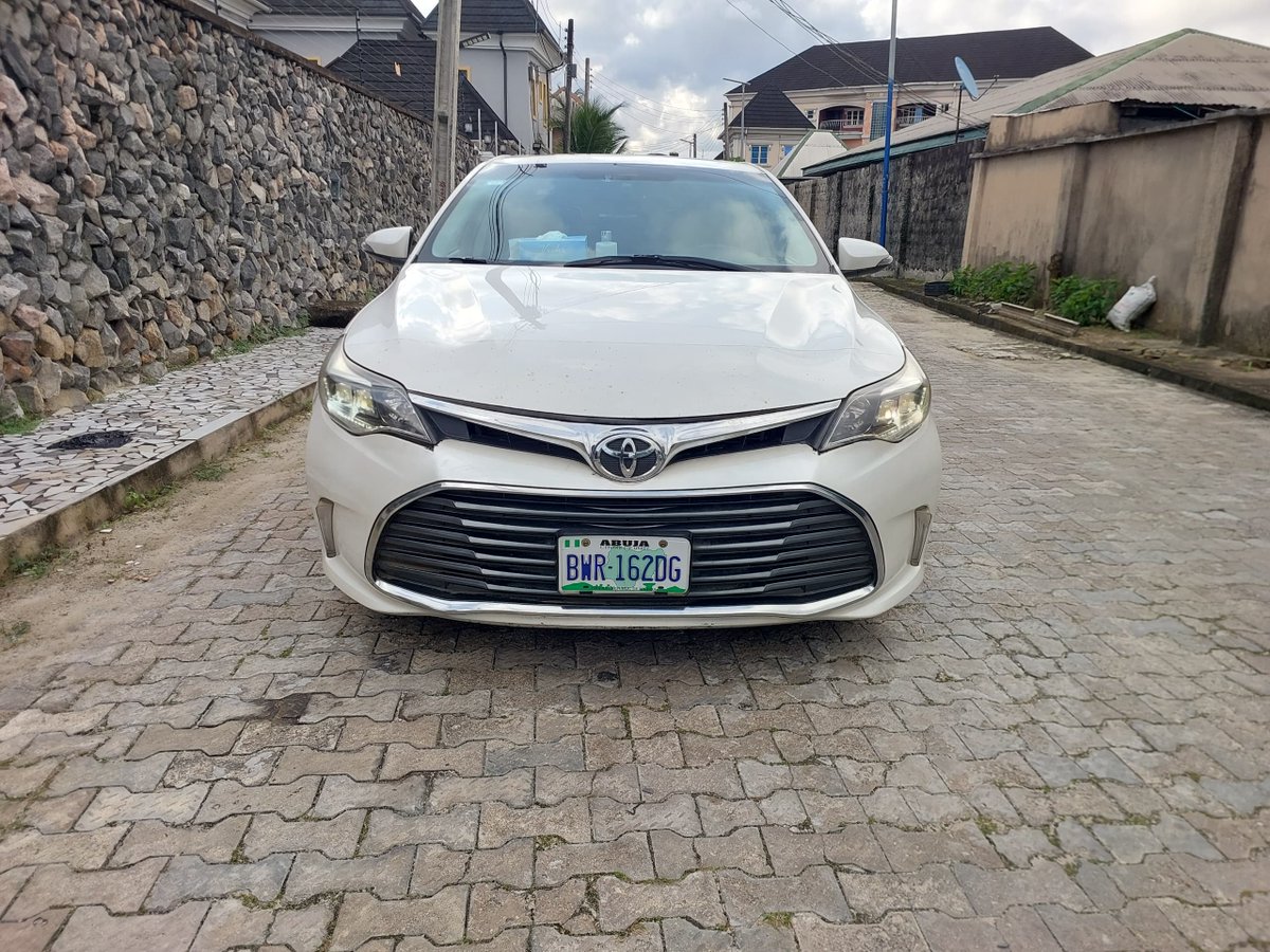 PrincewillAzub's tweet photo. 2015 MODEL TOYOTA CAMRY (SE) SPORTS EDITION
~Sound 2.5 Liters 
~4cylinder engine
~Sharp automatic transmission
~Tiptronic &amp; steering pedal gear shift
~Ac factory ice ❄️ cooling standard
~Price: 14.6m
~Location: Trans Amadi, Port Harcourt
~Contact: 08064662186, 08057948473 https://t.co/qg1mJCWbbb