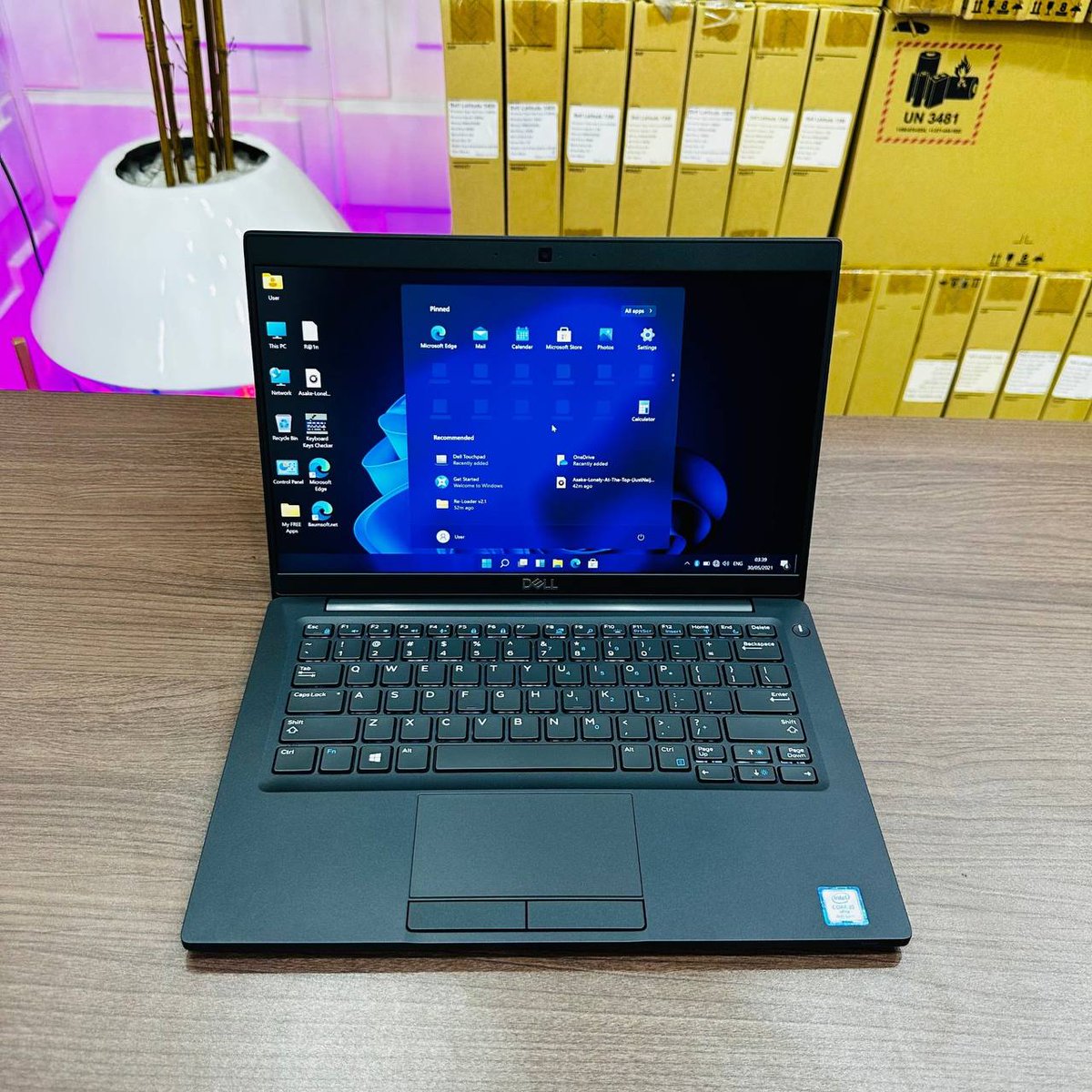 _d3s_mond's tweet photo. 🔥 Pre-order deal!

premium laptops &amp; gadgets at almost dealership prices 😱 use promo code CHIWOKEENYI at check out to get a massive 5% discount on this  
Dell Latitude 7280 - 6th Gen. Intel Core i5 - 256GB SSD - 8GB RAM - ₦215,800
Shop now🔗 :https://t.co/YuJo1JfNN0 https://t.co/q3wFW1jEcB