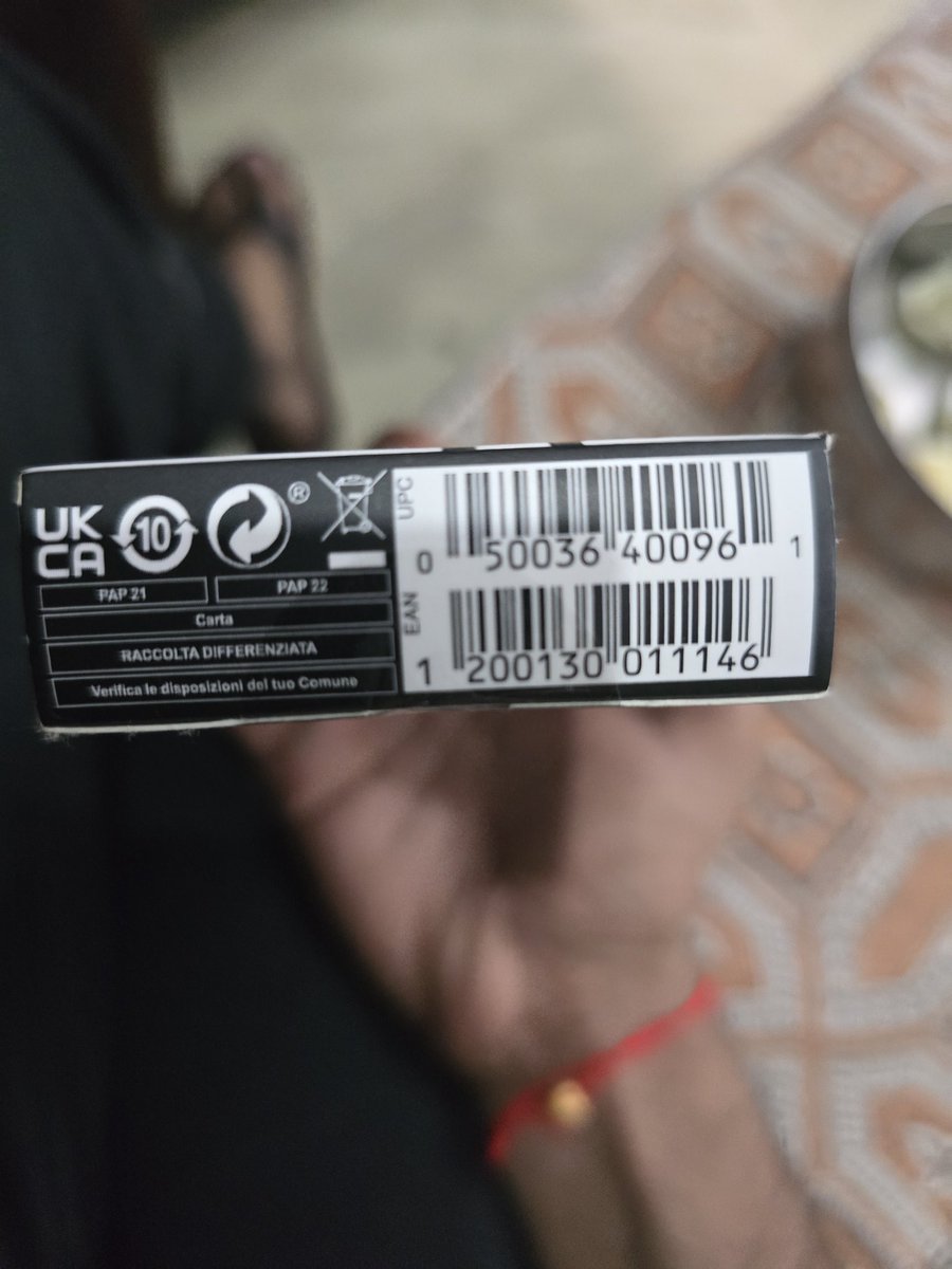 rthiaryn's tweet photo. Hey, @JBLaudio , I went to claim warrenty  for my recently  brought  jbl earphones from @amazonIN as per the Jbl store I visited to claim. My product has been marked as duplicate and fake by the experts. Her's attached is the invoice and serial number. On the box  kindly validate https://t.co/Ru1dwXaRkx